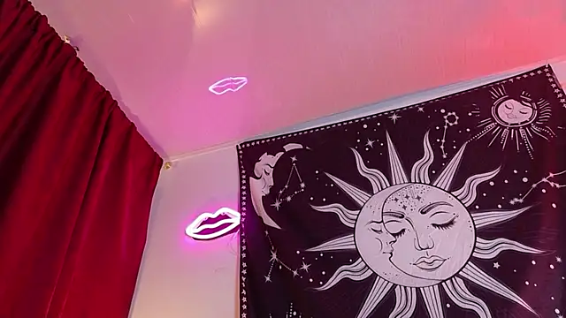 Snapshot of MadLustt chatting on 02/22/26, 02:04 MadLustt online show from 02/22/26, 02:04