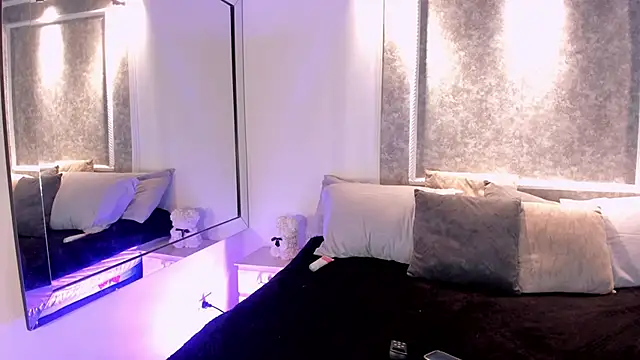 Snapshot of celestesun23 chatting on 02/05/26, 12:37 celestesun23 online show from 02/05/26, 12:37