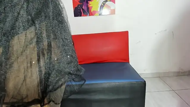 Snapshot of Hityour_bitchhard chatting on 02/14/26, 04:20 Hityour bitchhard online show from 02/14/26, 04:20