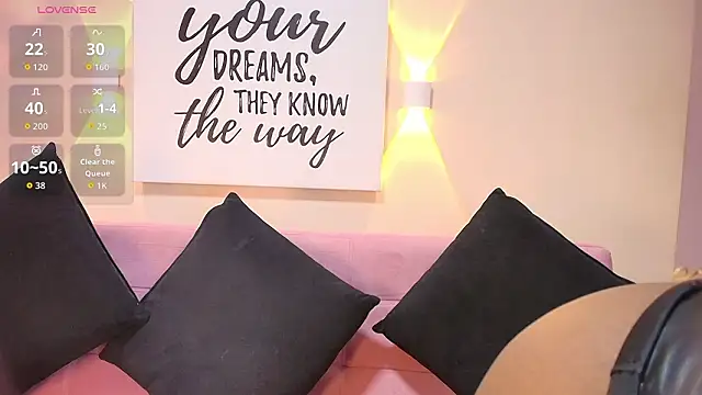 Snapshot of Nalathompson chatting on 02/25/26, 12:37 Nalathompson online show from 02/25/26, 12:37