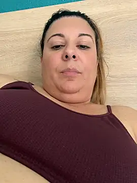 JasmineGlow7 online show from 06/12/26, 03:11