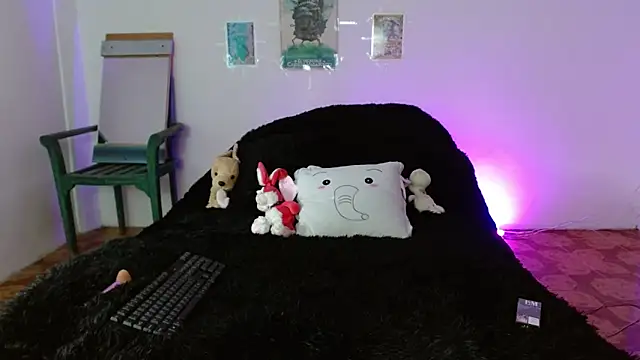 miadavisXXX online show from 03/17/26, 07:39