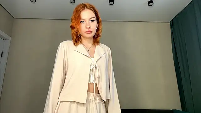 LuxuryRita online show from 02/02/26, 01:21