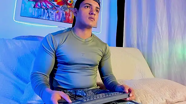 Snapshot of jhon_nicolas chatting on 02/08/26, 11:08 jhon nicolas online show from 02/08/26, 11:08