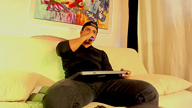 Snapshot of jhon_nicolas chatting on 02/15/26, 07:54 jhon nicolas online show from 02/15/26, 07:54