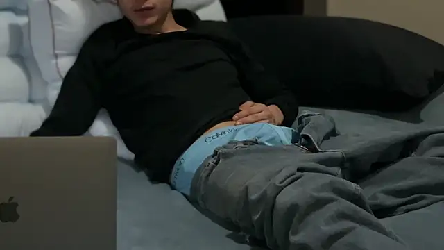 Mardelrey online show from 04/11/26, 07:40