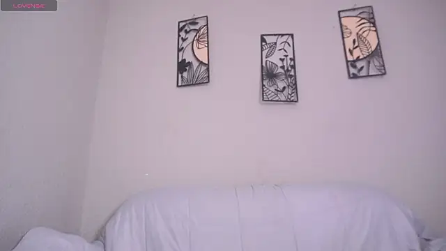 loveegirll1 online show from 03/29/26, 05:07