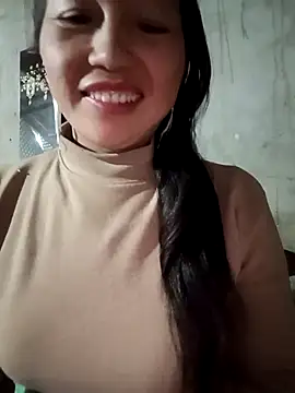 Snapshot of baby_112233 chatting on 02/14/26, 09:28 baby 112233 online show from 02/14/26, 09:28