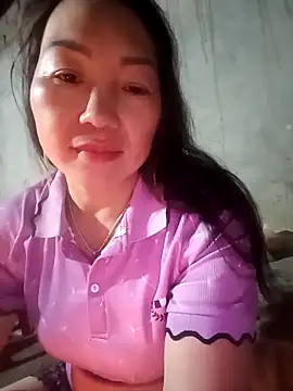 Snapshot of baby_112233 chatting on 02/16/26, 10:17 baby 112233 online show from 02/16/26, 10:17