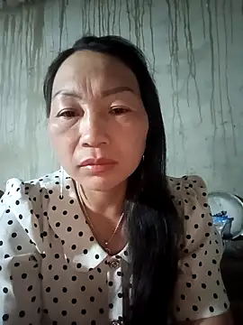 baby 112233 online show from 04/12/26, 10:48