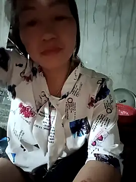 baby 112233 online show from 04/14/26, 02:01