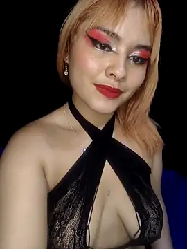 Snapshot of zoe_love18 chatting on 02/14/26, 06:21 zoe love18 online show from 02/14/26, 06:21