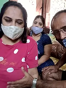 HoneyHush online show from 03/08/26, 08:51