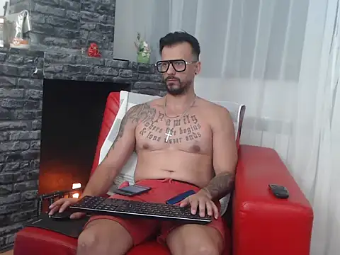 RyanxCole online show from 06/16/26, 01:36