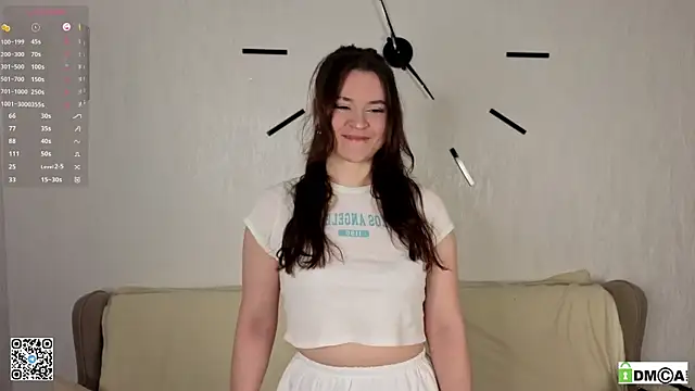 Snapshot of DelindaToste chatting on 02/21/26, 06:09 DelindaToste online show from 02/21/26, 06:09