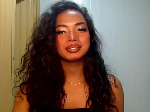 Snapshot of girlyteengrl chatting on 02/08/26, 02:20 girlyteengrl online show from 02/08/26, 02:20