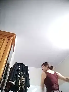 cute-hiphop online show from 06/15/26, 04:47
