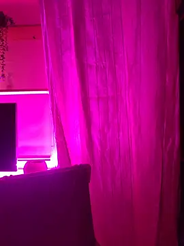 Snapshot of HotDevilGirl_ chatting on 02/27/26, 07:14 HotDevilGirl online show from 02/27/26, 07:14