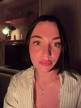 Snapshot of HotDevilGirl_ chatting on 03/01/26, 05:37 HotDevilGirl online show from 03/01/26, 05:37