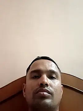 Snapshot of Mumbai_handsom92 chatting on 02/02/26, 04:17 Mumbai handsom92 online show from 02/02/26, 04:17