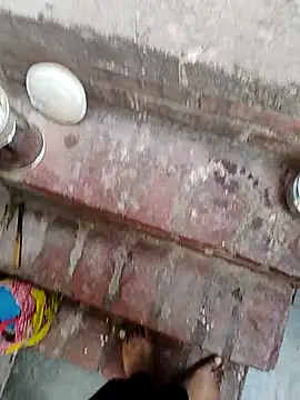 Snapshot of horny_indian90 chatting on 02/24/26, 04:43 horny indian90 online show from 02/24/26, 04:43