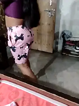 Snapshot of horny_indian90 chatting on 02/25/26, 03:21 horny indian90 online show from 02/25/26, 03:21