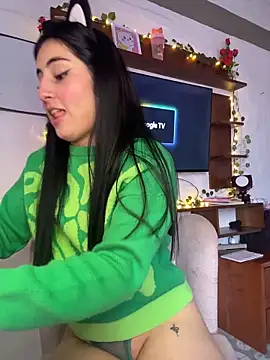 Snapshot of Natasha-Naughty- chatting on 02/17/26, 01:40 Natasha-Naughty- online show from 02/17/26, 01:40