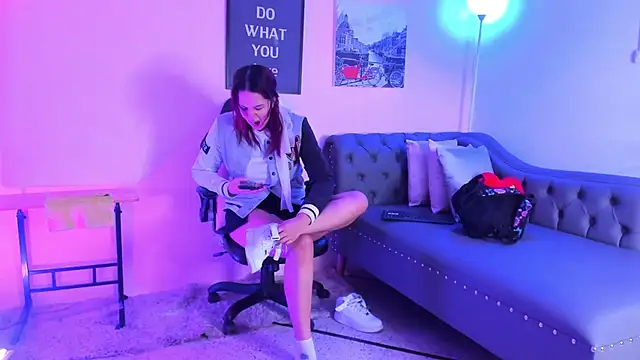 victoriazans online show from 03/28/26, 10:48