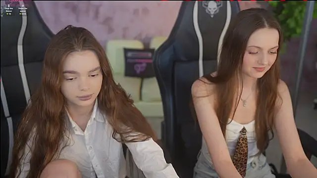 Snapshot of Zlata_Sky chatting on 11/28/25, 03:25 Zlata Sky online show from 11/28/25, 03:25