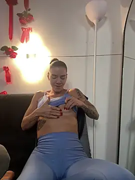 Snapshot of gaby_cartter chatting on 02/28/26, 08:32 gaby cartter online show from 02/28/26, 08:32