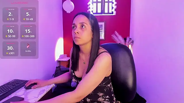 Snapshot of paula_lopez__ chatting on 02/12/26, 07:31 paula lopez online show from 02/12/26, 07:31