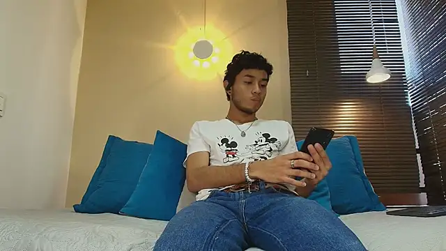 Damon Salvarote S online show from 03/20/26, 06:57