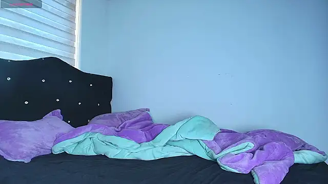 alys love online show from 02/18/26, 04:36