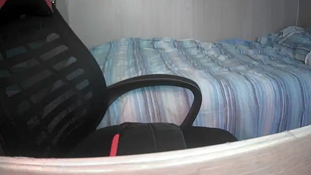 Snapshot of no-name15 chatting on 02/08/26, 05:16 no-name15 online show from 02/08/26, 05:16