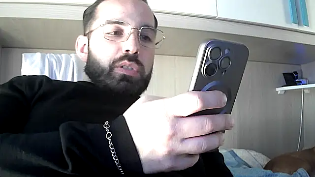 Snapshot of no-name15 chatting on 02/22/26, 03:10 no-name15 online show from 02/22/26, 03:10