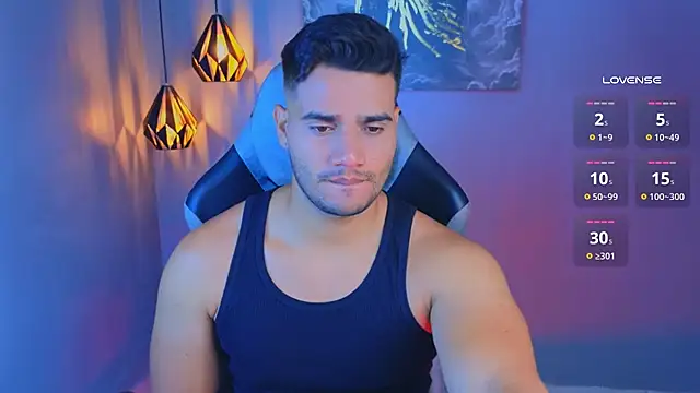 AndresRodriguez1 online show from 04/03/26, 12:14