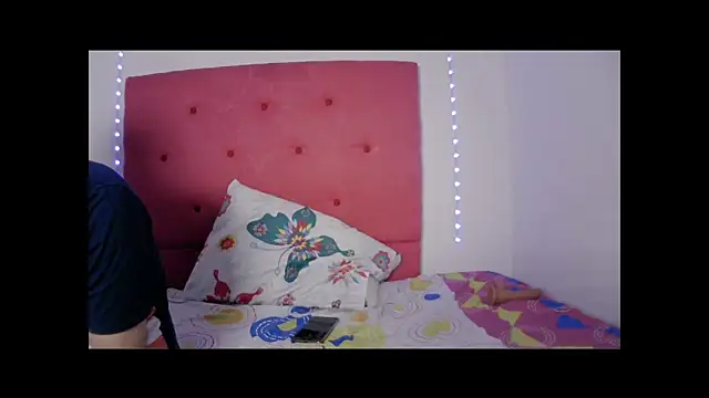 Snapshot of kereyter2 chatting on 02/15/26, 07:51 kereyter2 online show from 02/15/26, 07:51