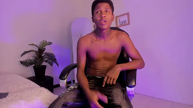 Snapshot of im_oleiderr chatting on 03/02/26, 04:14 im oleiderr online show from 03/02/26, 04:14