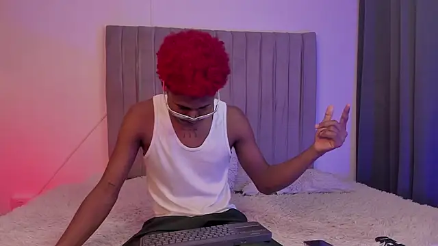 im oleiderr online show from 04/23/26, 07:49