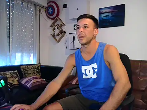 Snapshot of Bluntt55 chatting on 02/10/26, 10:36 Bluntt55 online show from 02/10/26, 10:36
