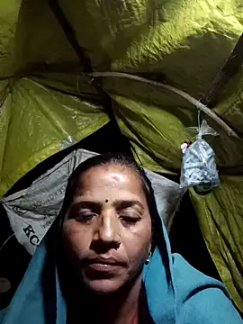 Snapshot of Manu_mehta chatting on 02/08/26, 04:32 Manu mehta online show from 02/08/26, 04:32