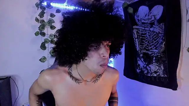 Aaron Hopper online show from 02/16/26, 01:18