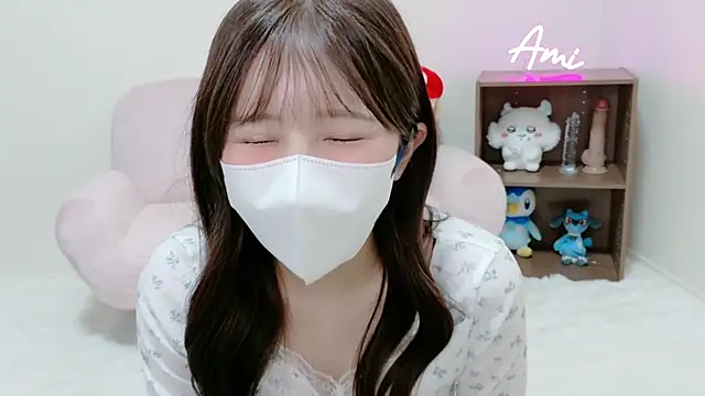 Snapshot of The_Ami_jp chatting on 05/18/26, 10:32 The Ami jp online show from 05/18/26, 10:32