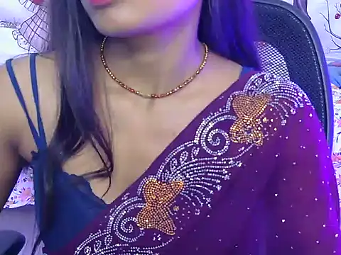 Snapshot of hii-ruchi chatting on 02/23/26, 04:15 hii-ruchi online show from 02/23/26, 04:15