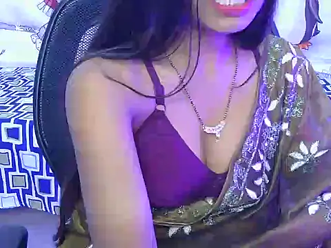 Snapshot of hii-ruchi chatting on 03/01/26, 03:58 hii-ruchi online show from 03/01/26, 03:58