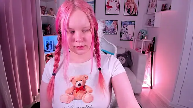 AnnieVibe online show from 03/05/26, 05:31