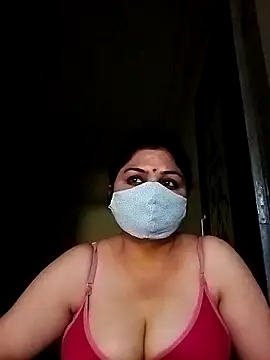 Snapshot of kumkum05 chatting on 04/16/26, 09:43 kumkum05 online show from 04/16/26, 09:43