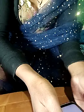 Snapshot of Royal_hotti0011 chatting on 02/23/26, 05:10 Royal hotti0011 online show from 02/23/26, 05:10