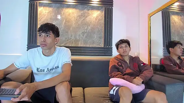 Snapshot of biig_boy chatting on 02/19/26, 08:16 biig boy online show from 02/19/26, 08:16