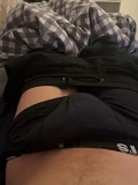 Snapshot of Enzo_2763 chatting on 03/02/26, 07:43 Enzo 2763 online show from 03/02/26, 07:43